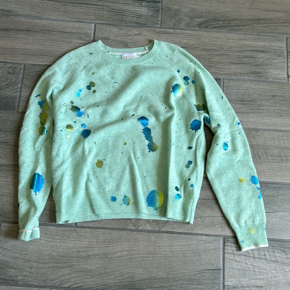 Brodie cashmere crew neck sweater